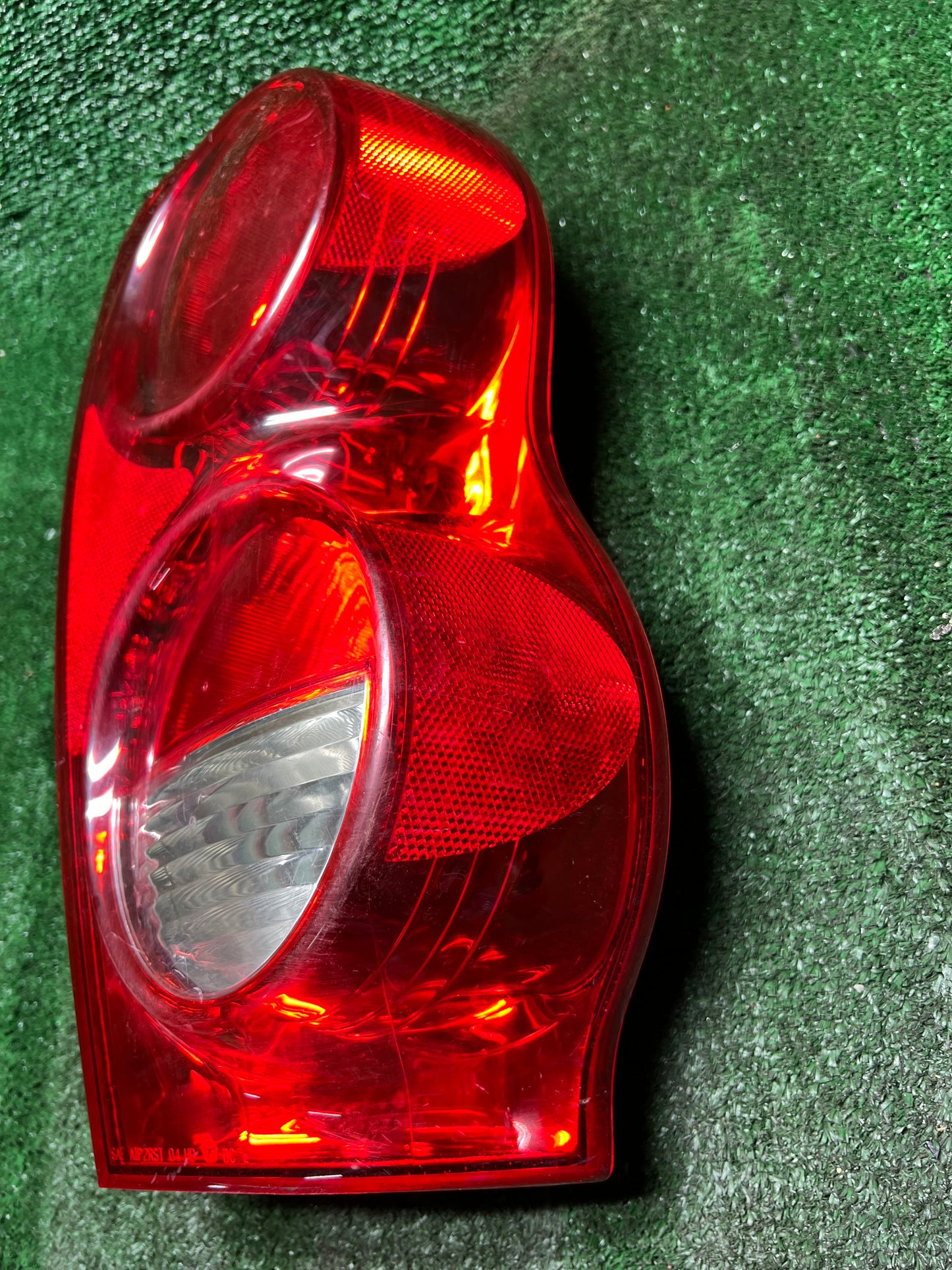 2004 2005 2006 2007 2008 2009 DODGE DURANGO LEFT TAIL LIGHT OEM 55077427AK