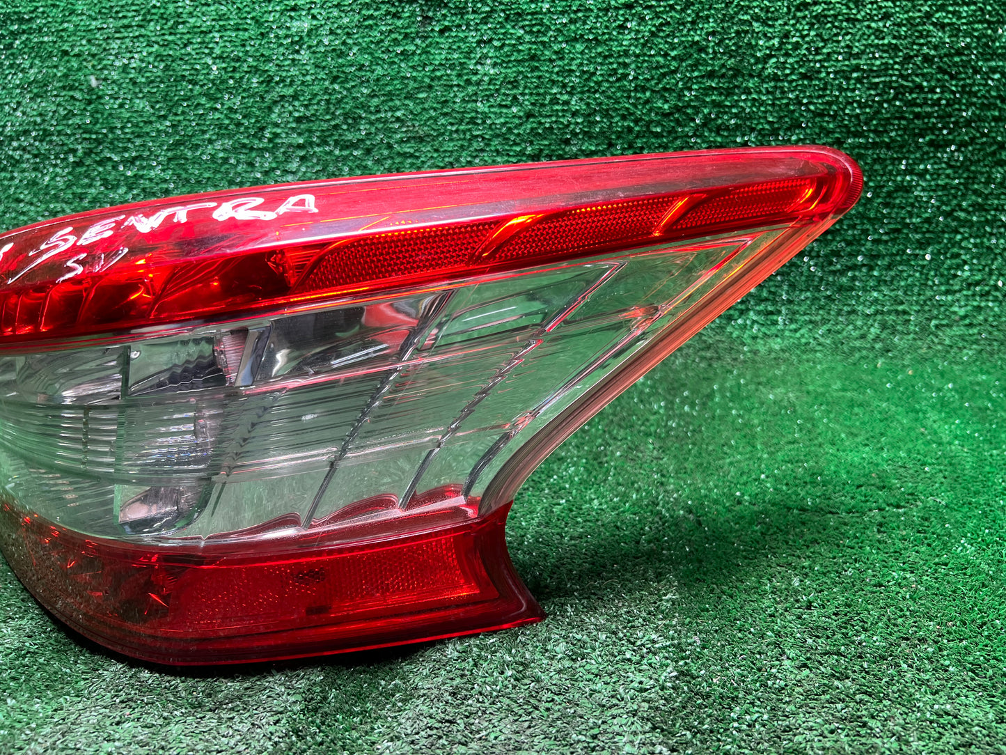 Tail Light Taillamp Right Outer Passenger RH For 2013 2014 2015 Nissan Sentra