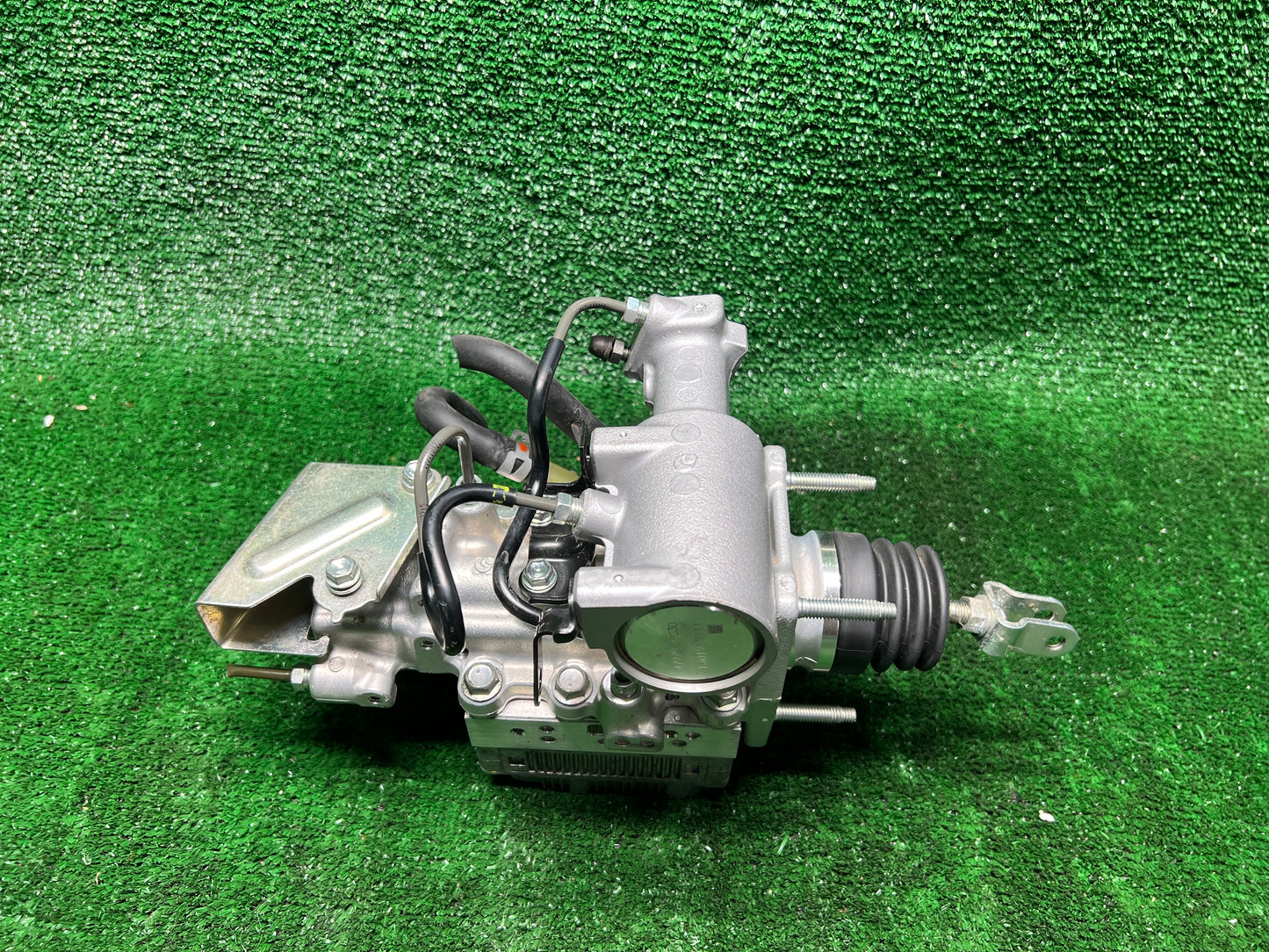 TOYOTA PRIUS HYBRID PUMP ABS 47270-47030/47210-52020 2010 2011 2012 2013 2014 15