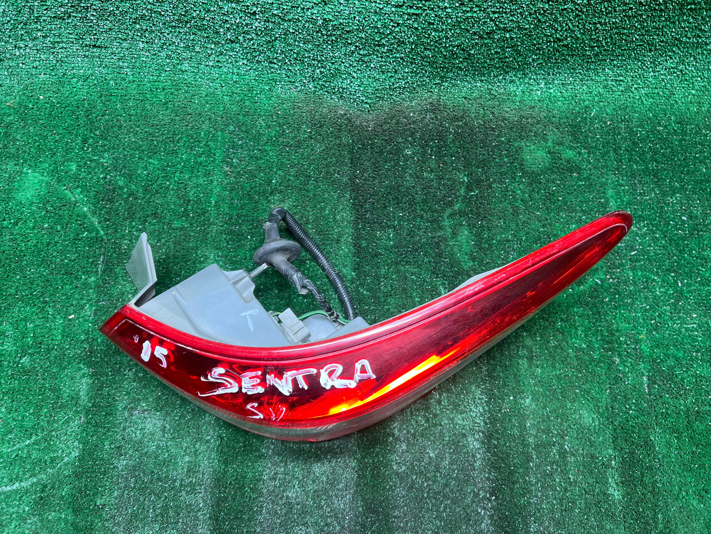 Tail Light Taillamp Right Outer Passenger RH For 2013 2014 2015 Nissan Sentra